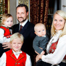 The Crown Prince and Crown Princess with their family  (Photo: Lise Åserud, Scanpix)